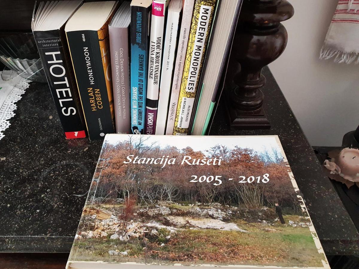 Stancija Ruseti Bed & Breakfast Oprtalj ภายนอก รูปภาพ