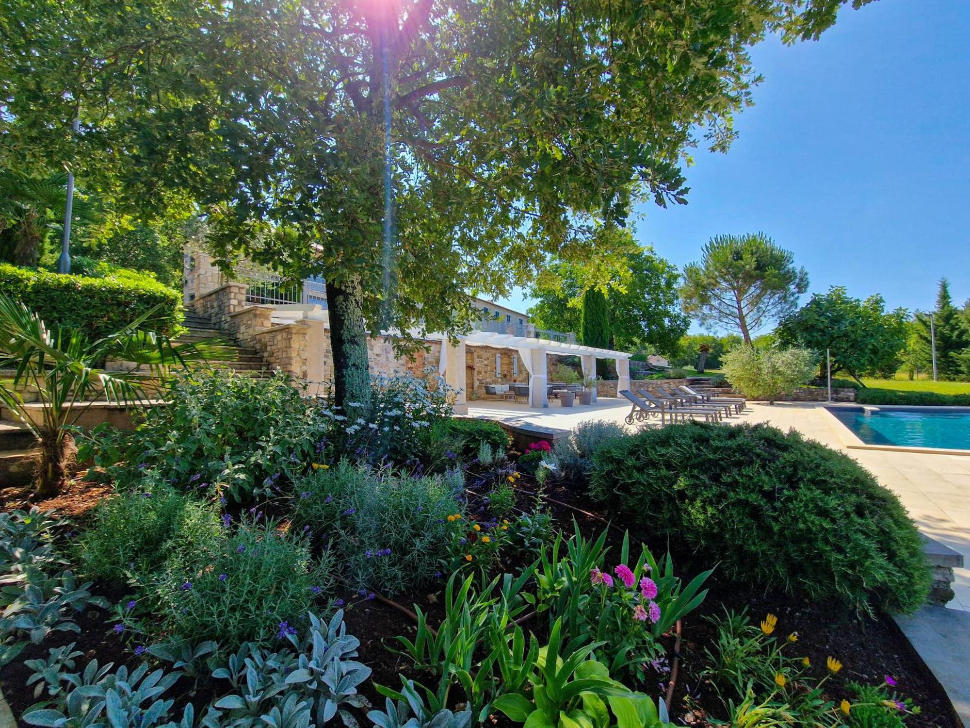 Stancija Ruseti Bed & Breakfast Oprtalj ภายนอก รูปภาพ