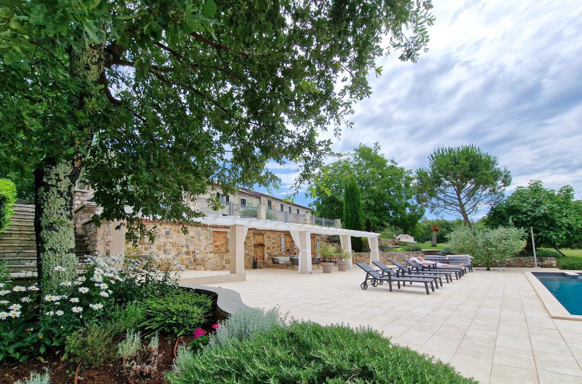Stancija Ruseti Bed & Breakfast Oprtalj ภายนอก รูปภาพ