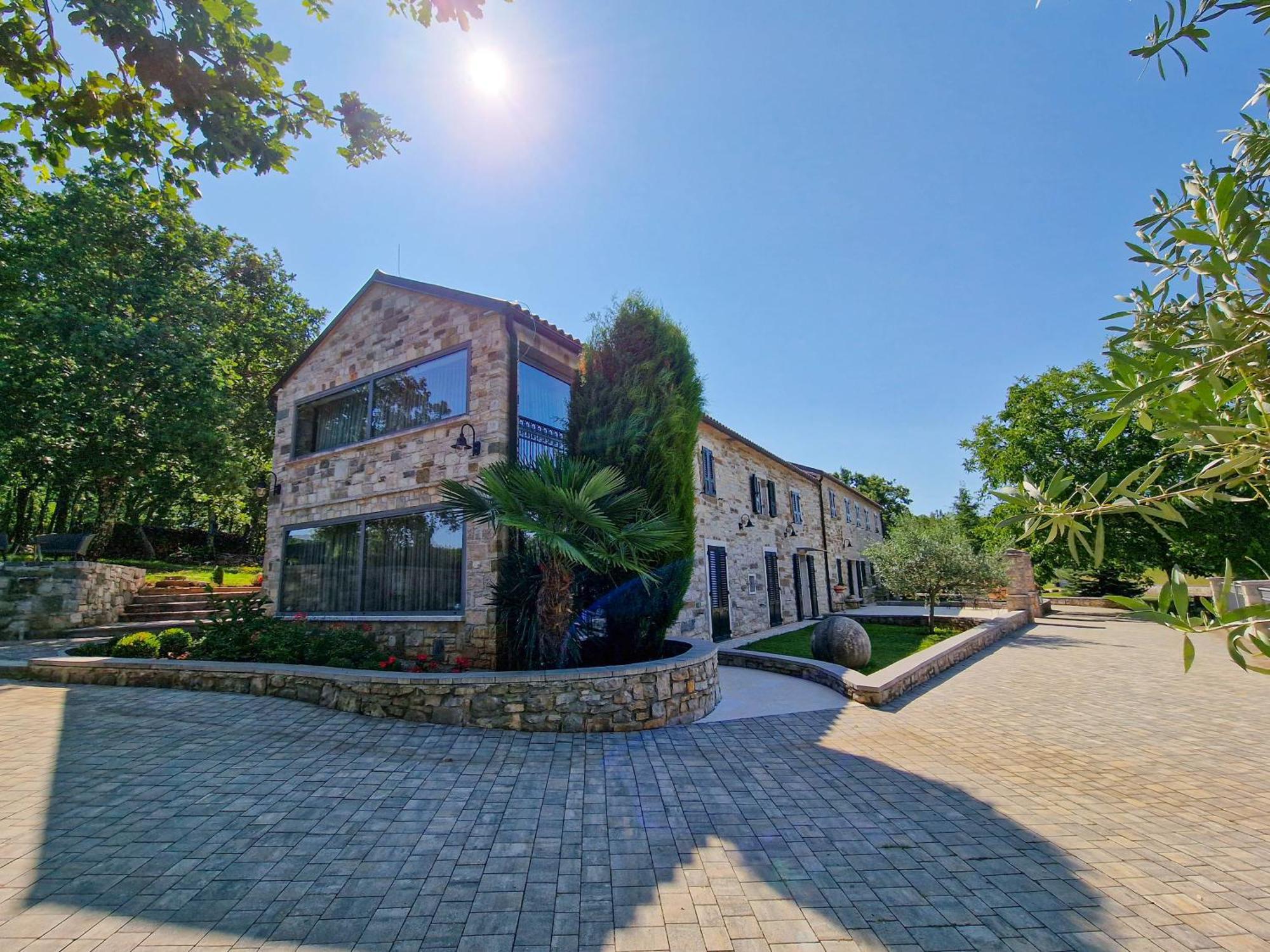 Stancija Ruseti Bed & Breakfast Oprtalj ภายนอก รูปภาพ
