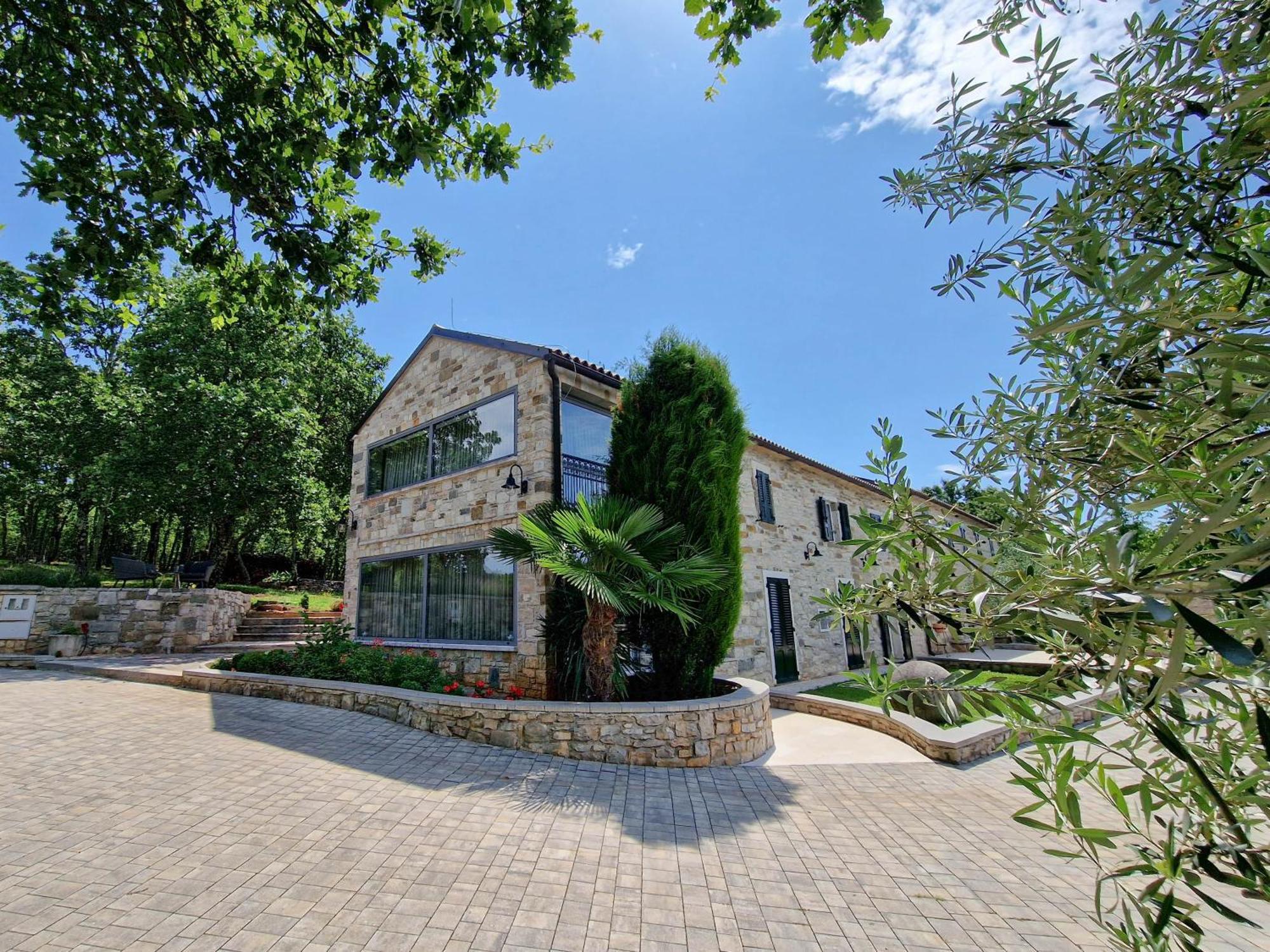 Stancija Ruseti Bed & Breakfast Oprtalj ภายนอก รูปภาพ