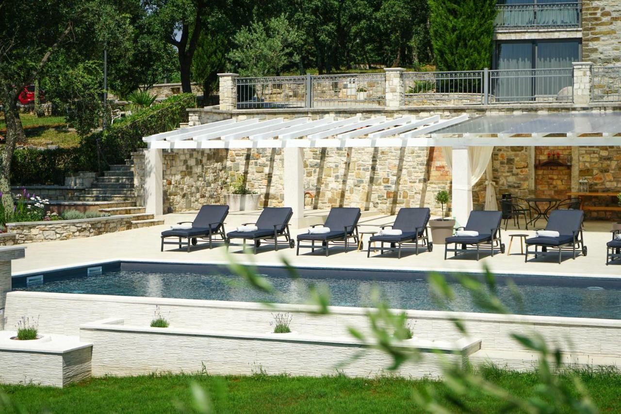 Stancija Ruseti Bed & Breakfast Oprtalj ภายนอก รูปภาพ