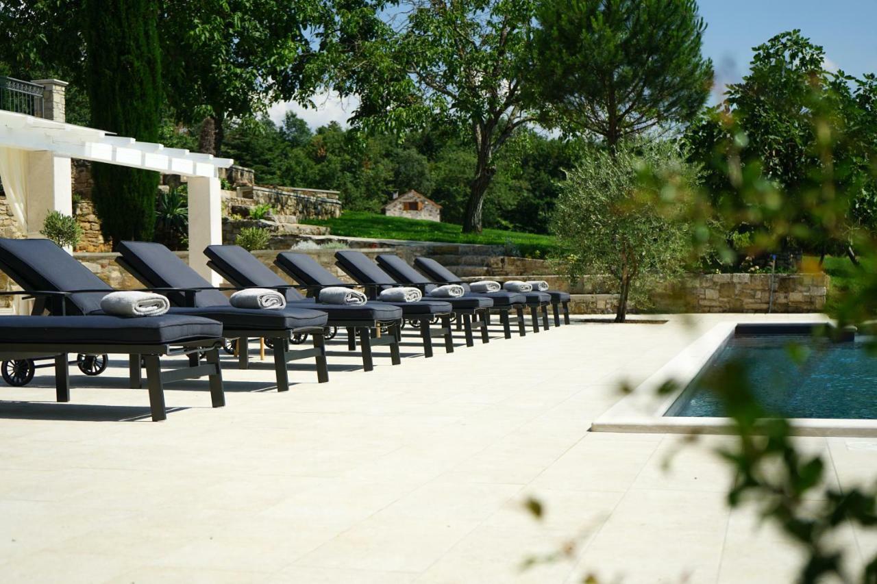 Stancija Ruseti Bed & Breakfast Oprtalj ภายนอก รูปภาพ